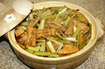 Vegetarian Shark Fin and Mushrooms Stir Fry