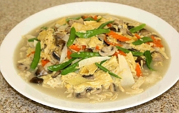 Vegetarian Shark Fin and Mushrooms Stir Fry